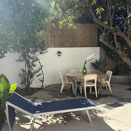 Casa * Ísquia